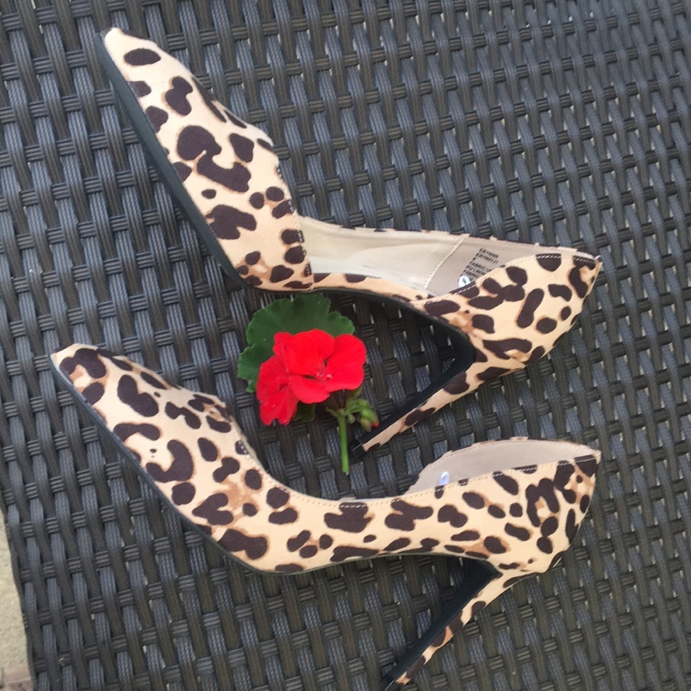 New**Madden Girl‎ Leopard Pumps